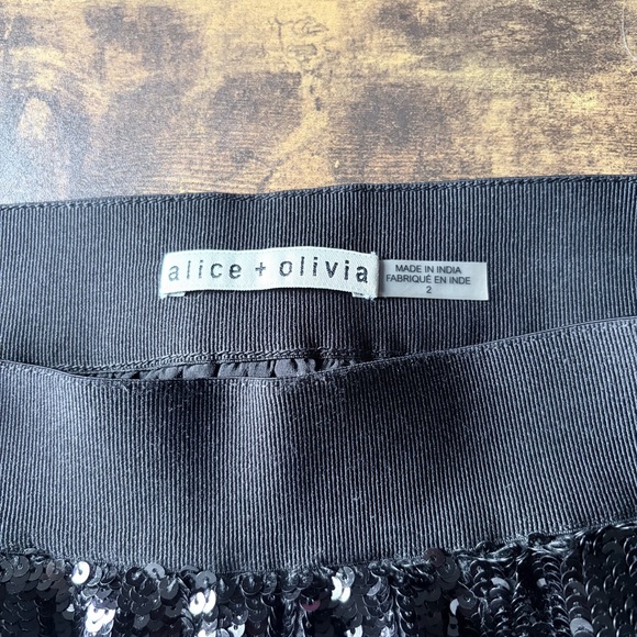 NWOT Alice + Olivia Black Sequin Pants Size 2 - Picture 3 of 9
